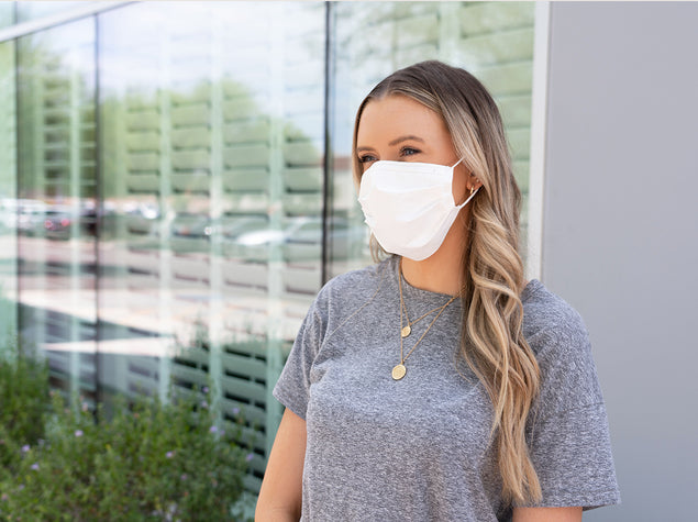 Evolon® Reusable Filtration Mask, Woman, Outside